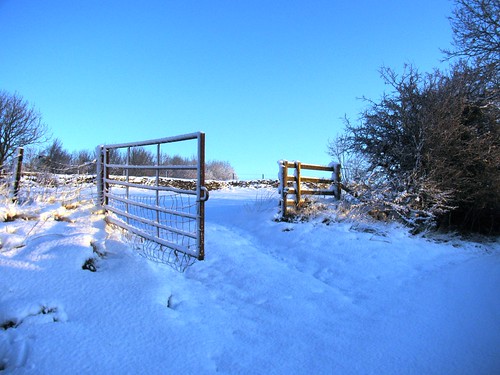 winter sky snow sunrise dawn gate yorkshire dales