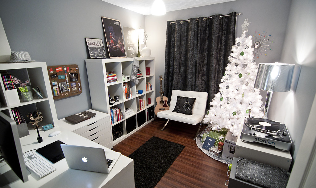 Home Studio, Christmas Edition