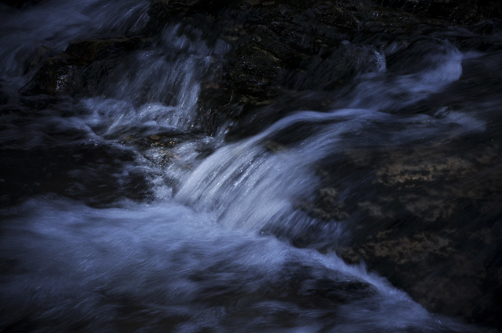 flow in dark by slowhand7530