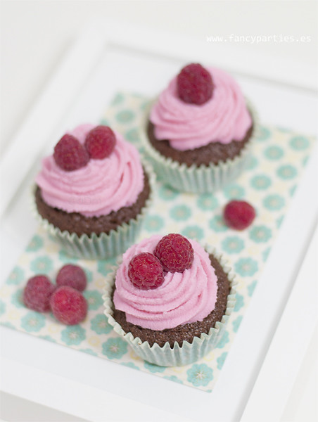 Chocolate Raspberry Cupcakes 2/2