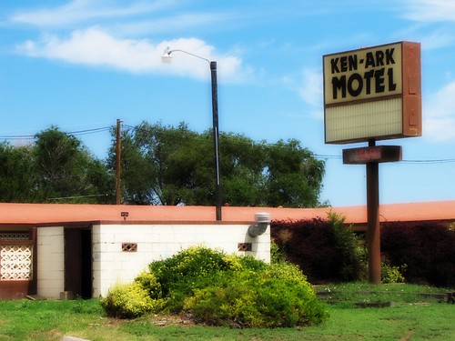 sky kansas smalltown lakin us50 orton motels highplains plasticsigns vintagemotels
