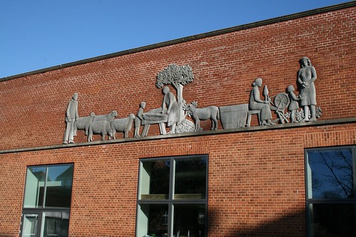 Mural on a school in Sonderborg