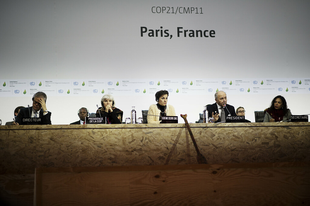 Conférence Comité de Paris de 15h | Le nouveau texte vient d… | Flickr