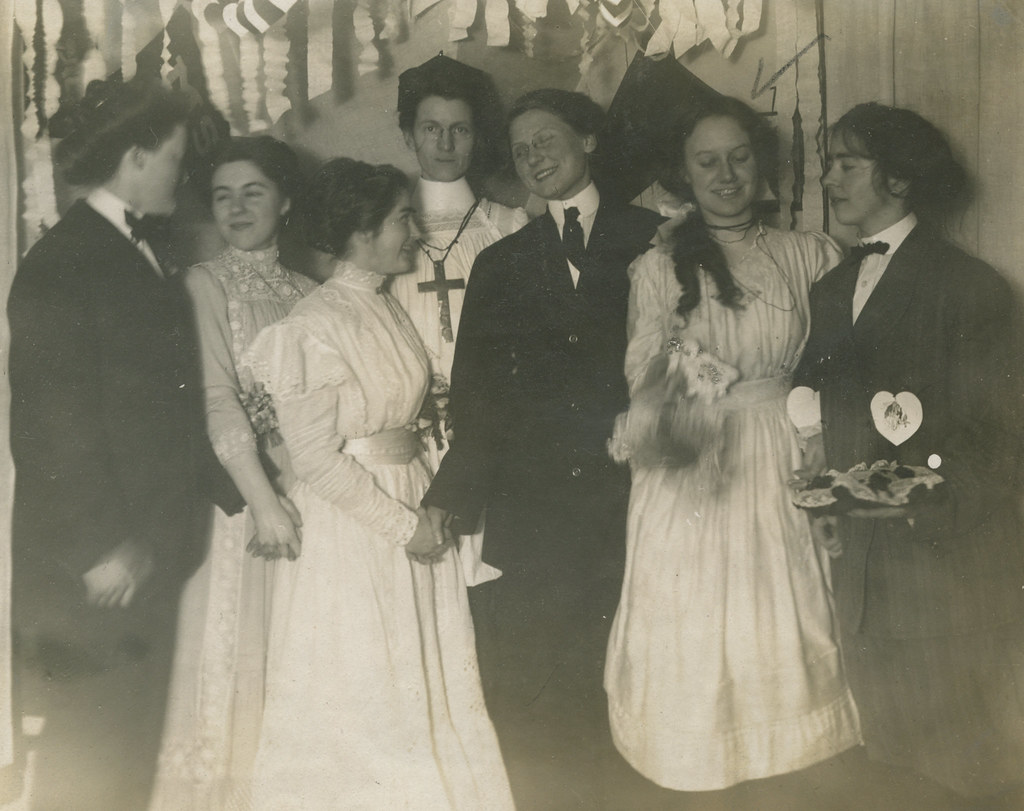 Mary Verne (Hall) Burkhart, second from right, 1911