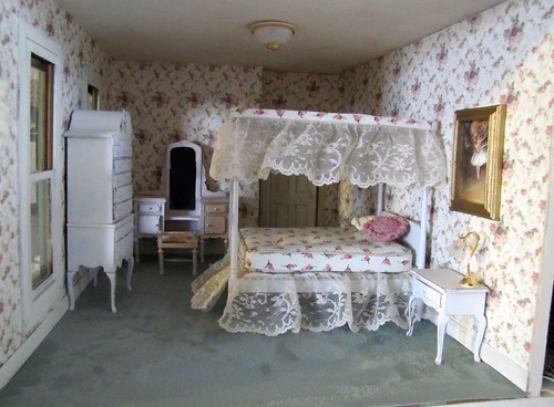 Dollhouse Bedroom | by She'sSewPretty