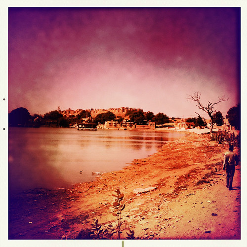 india lake water jaisalmer rajasthan sagar gadi