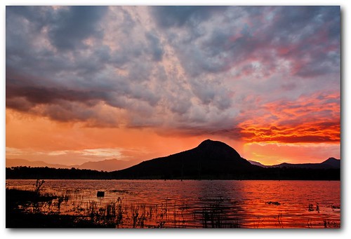 sunset mountain lake water clouds australia queensland southeastqueensland scenicrim moogerah
