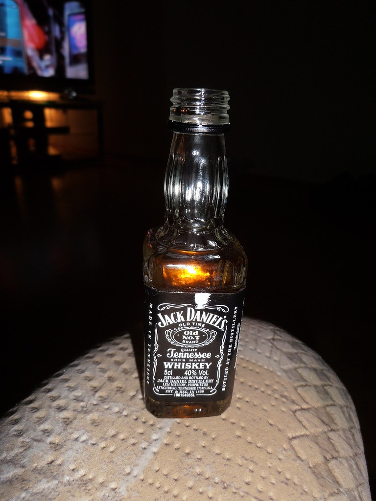 One Shot of Jack M… Brand 7 Sour Flickr Tennessee Old Daniel\'s No. 
