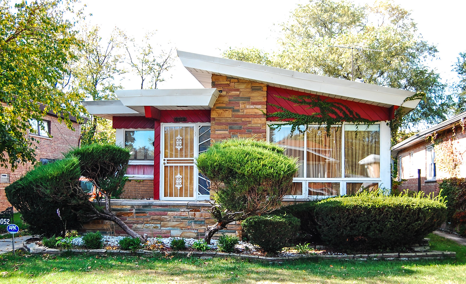 House of the Day #81: 9032 S. Chappel, This mid-century hou…