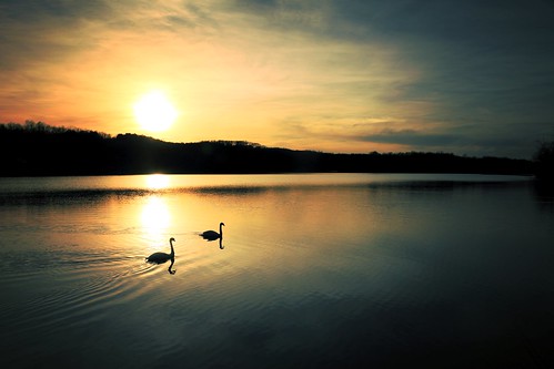 sunset ohio lake water spring lakelogan ruralohio