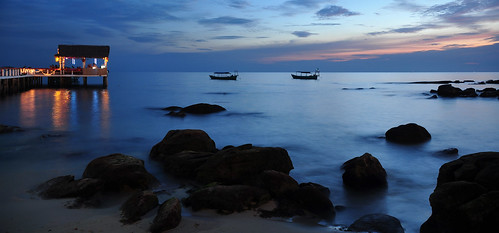 ocean longexposure sunset sea landscape boats rocks cambodia sihanoukville southeastasia scenic gulfofthailand travelphotography serendipitybeach nikond90 updatecollection colingrubbs serendipitypier