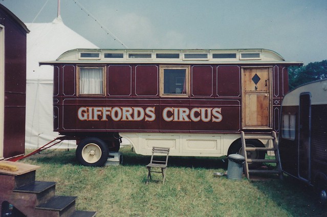 Cliffords circus