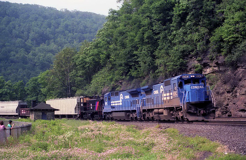 conrail big blue transportation pennsylvania pa railroad train history keystone rail