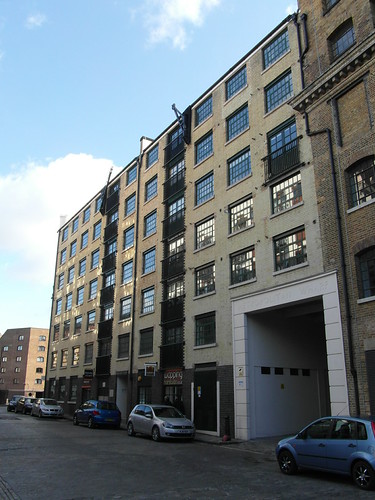 Metropolitan Wharf | by Reading Tom
