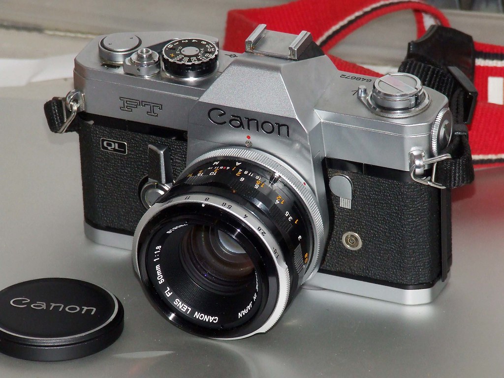 Canon FT QL 1966 | The Canon FT QL was a 35mm single-lens 