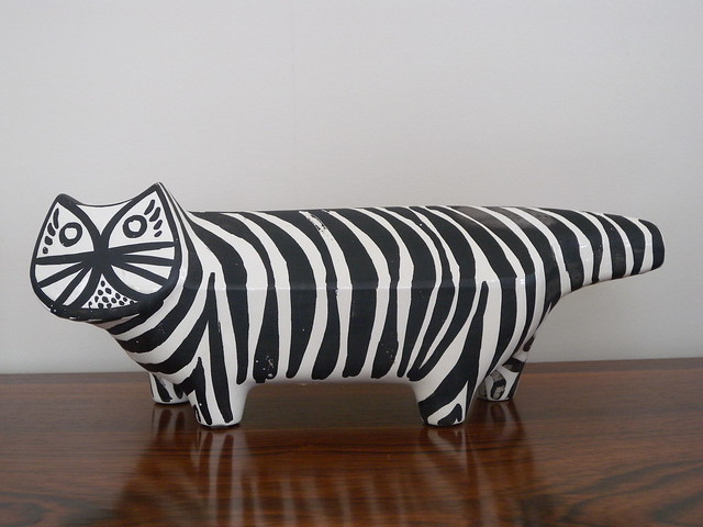 Bitossi black and white cat figure for Raymor