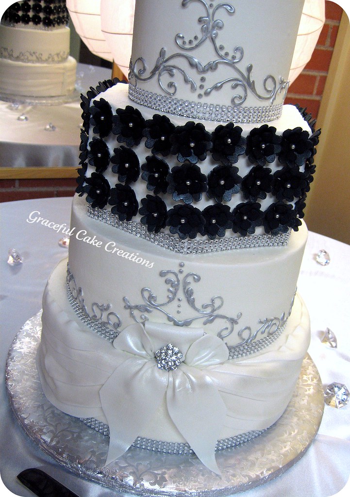 Black and White Wedding Cake Closeup
