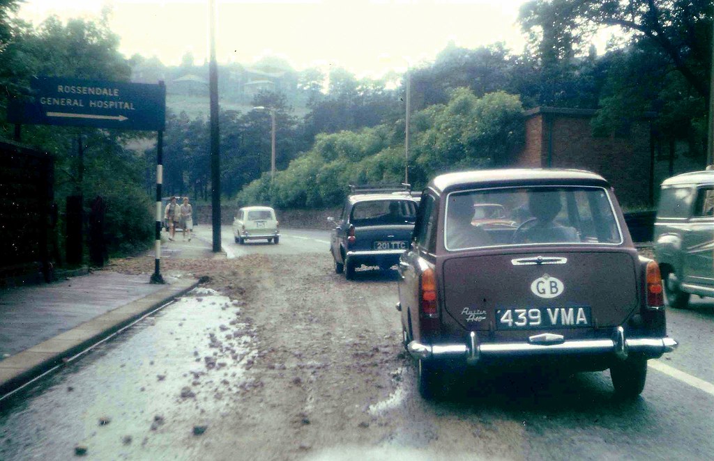 Austin A40,  Ford Anglia,  VW 1500 Variant,  Austin A35 van..     Haslingden Road,  Brynbella,  Rawtenstall, 1964.