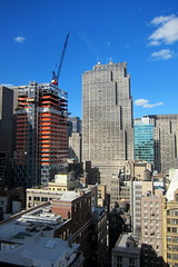 NYC - Midtown: International Gem Tower and GE Building