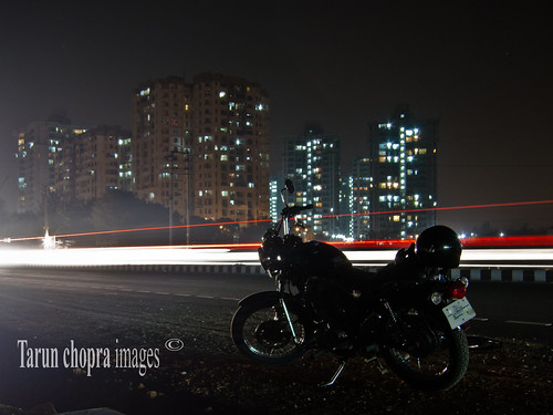 road travel india night canon photography nightshot trails motorbike motorcycle gurgaon longexpose s100 canons100 canonpowershots100 twinsparkthunderbird indiatravelphotography valleyviewappartments gurugram