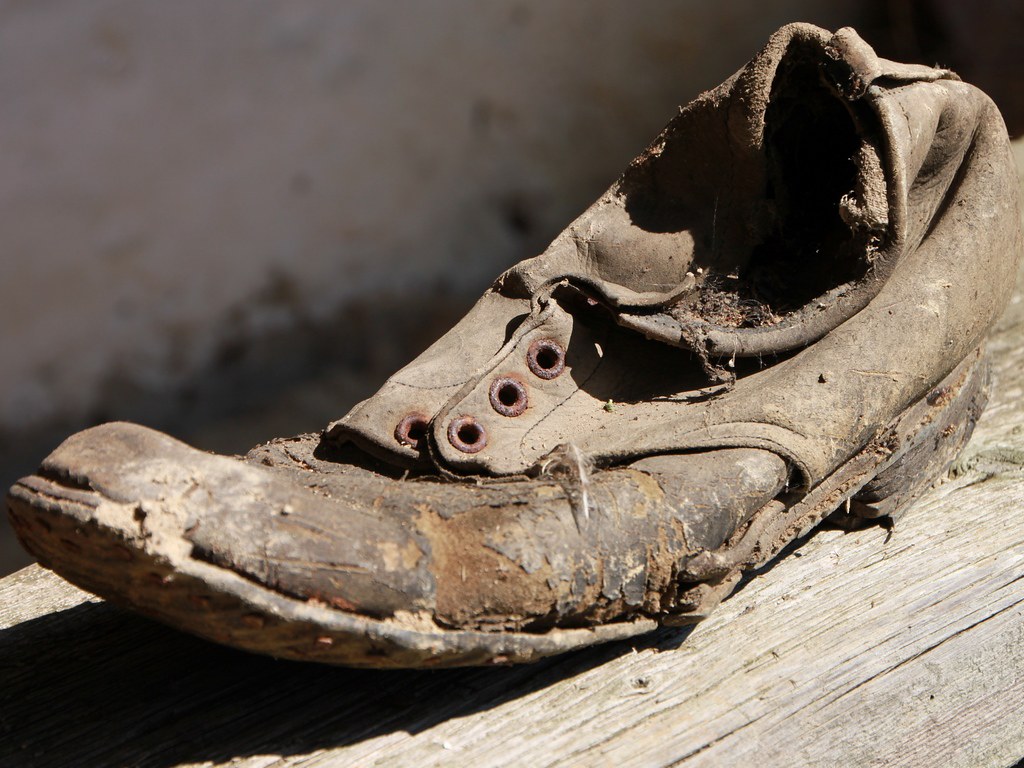 Very Old Shoes 15568 Very Old Shoes Clo… Flickr