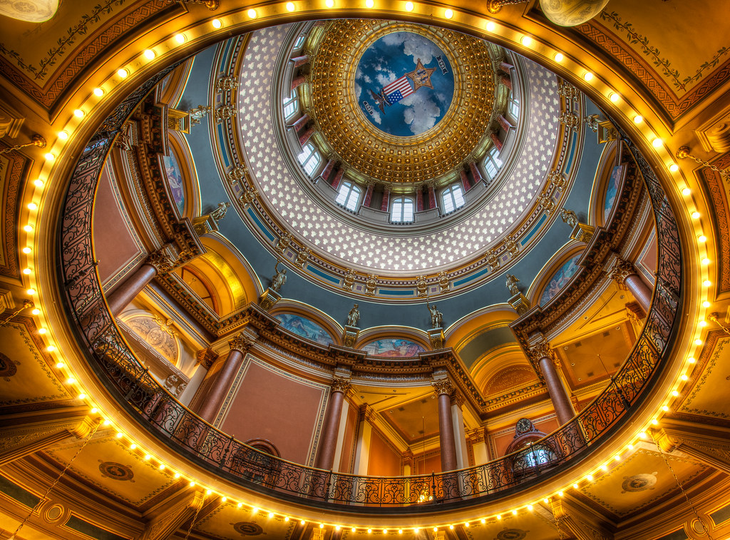Iowa Capitol Dome Looking Up
