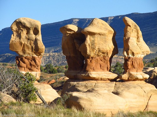 Rock formations in Devils Garden, Grand Staircase-Escalante National Monument, Utah, family-friendly hikes in Grand Staircase-Escalante