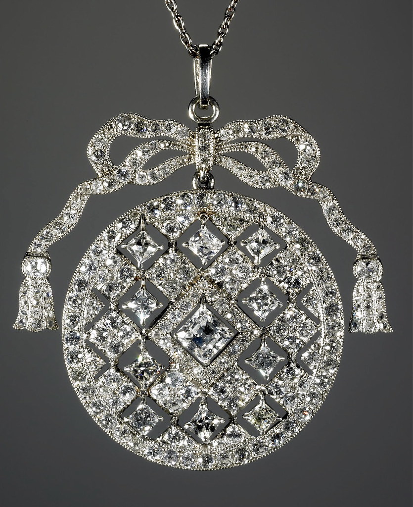 cartier belle epoque diamond garland necklace
