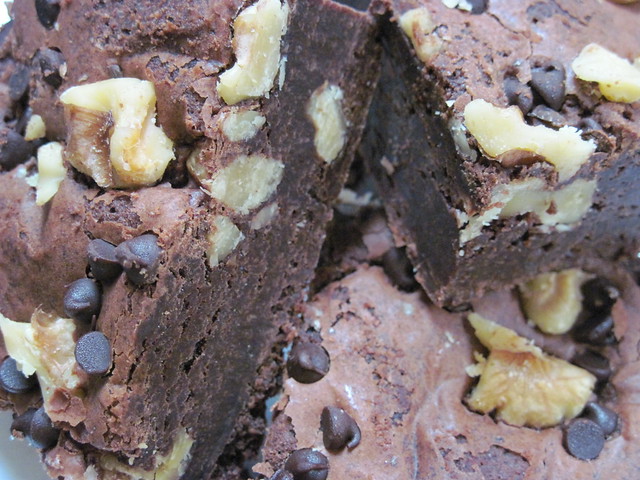 nutty brownies