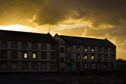 Sunset Warehouse by Jonah Rice, Canon EOS 60D + EF 50mm F1.8 MK2 hooded