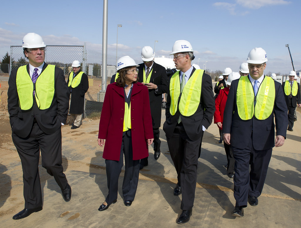 General Motors Baltimore Operations Plant Tour with Sec. H… | Flickr