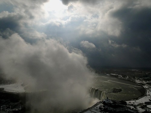 A Sullen Sky - In Niagara Falls by flipkeat