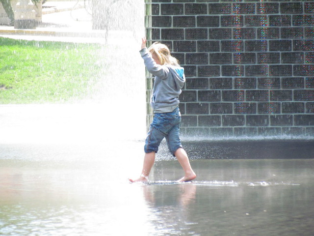Splashing in the Fountain