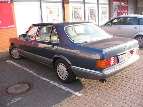 Mercedes-Benz S Class W126 | by nakhon100