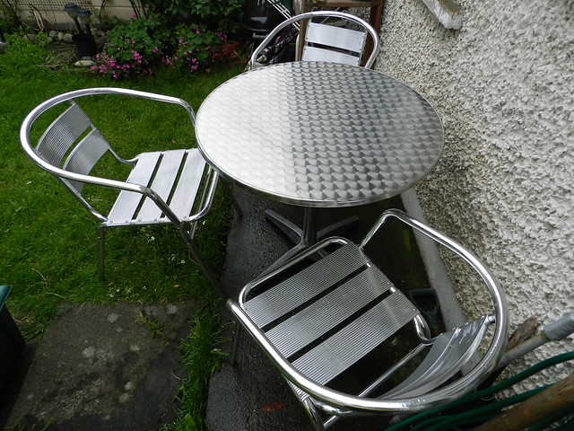 I cleaned the garden furniture