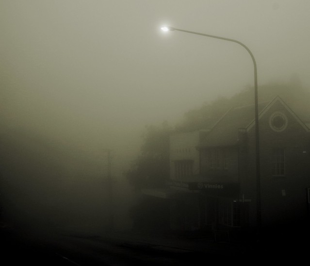 Spooky morning mist