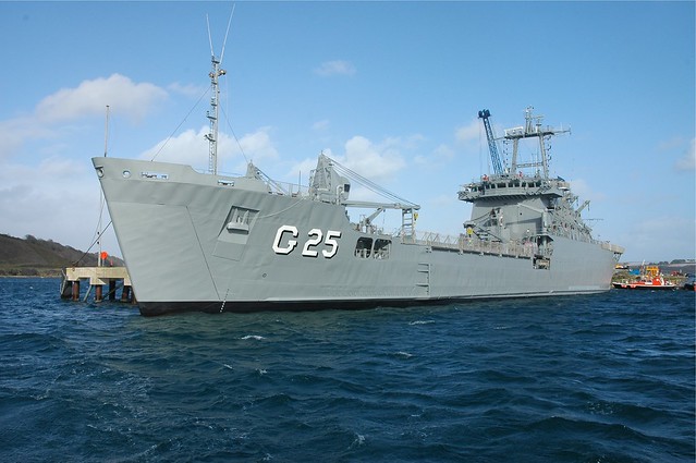 Navio de Desembarque de Carros de Combate Almirante Saboia (G25)