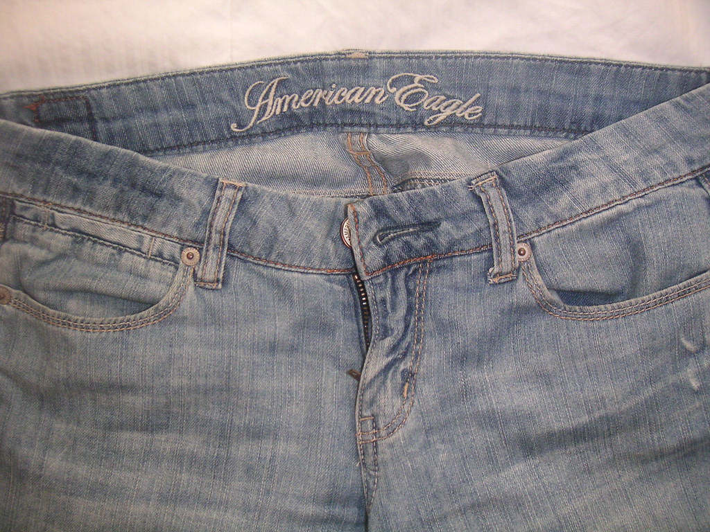 PICT0188 | American Eagle Flare jean. Size 4 $5 | suger5 | Flickr