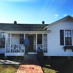 Pa Hansen at Johnny Cash's boyhood home 
