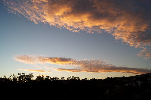 Atardecer by El vuelo de la mantaraya, Un bello atardecer.paisajes