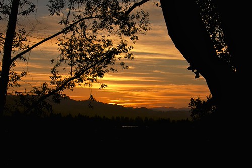 Sunset at Madrona Manor, Healdsburg, California by Dave 10Broek, View of the Sonoma Valley from the grounds of Madrona Manor in Healdsburg California.california suns
