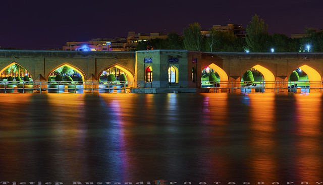 Khaju Bridge at night