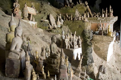Grotte di Pak Ou