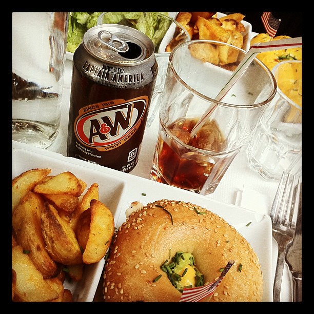 After almost 10 years in Paris, finally found some A&W's!