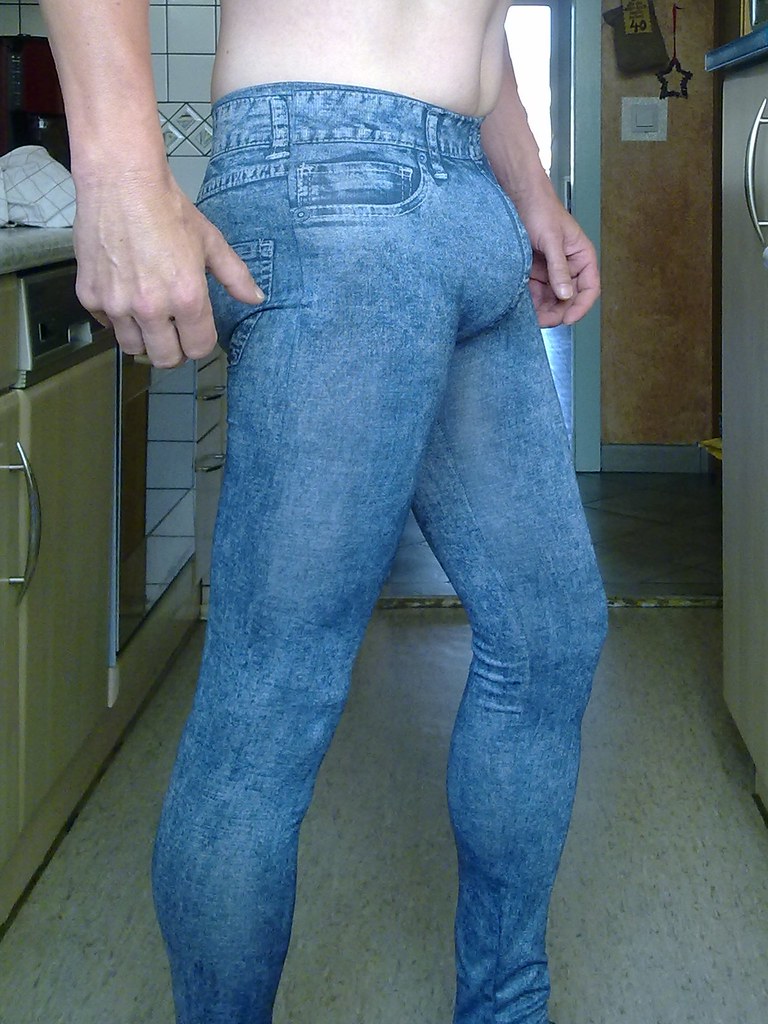 ...He tryed a jeans leggings wich was to big for me. blue, jeans, leggings,...