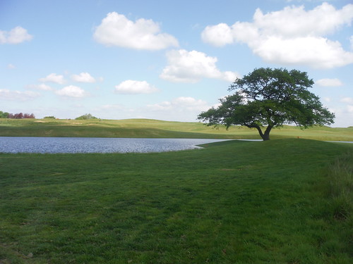 Oxfordshire Golf Club (I) SWC Walk 190 - Thame Circular 