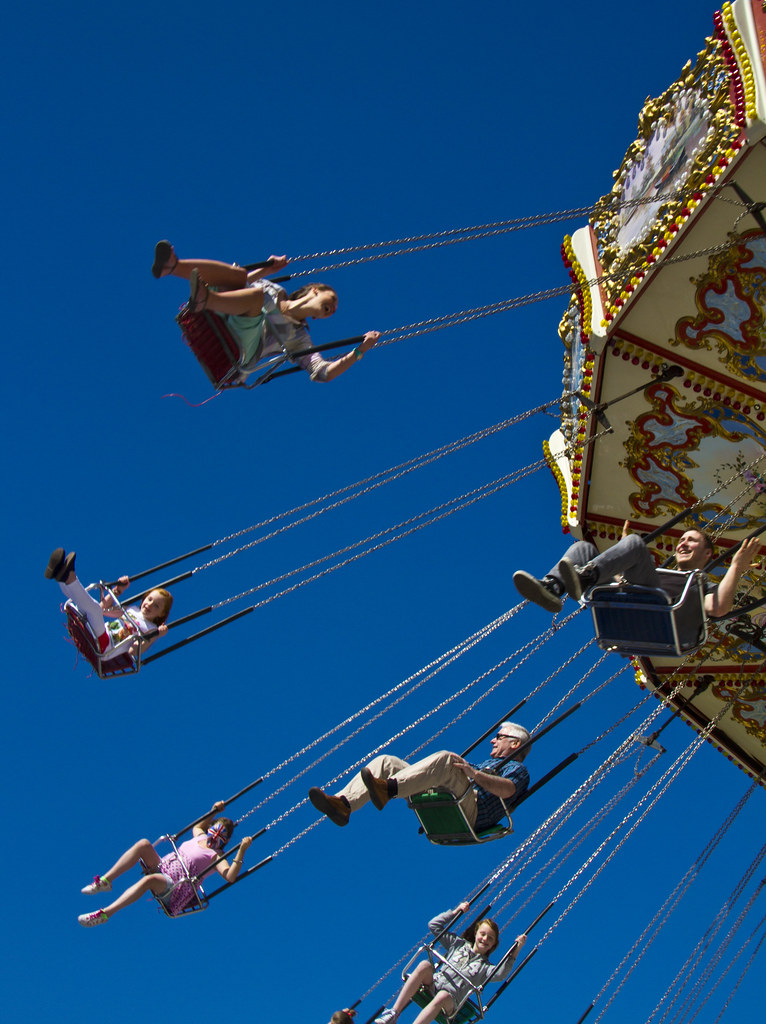 Bangor Fair Rides Queens Diamond Jubilee 2012 Bangor - Fun Fair Carousel Hiy… | Flickr