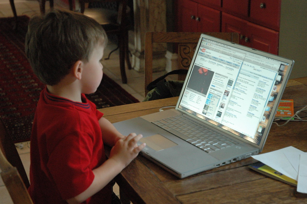 Man Using Computer To Watch Youtube Ethan taking over my laptop... to watch YouTube | To watch G… | Flickr