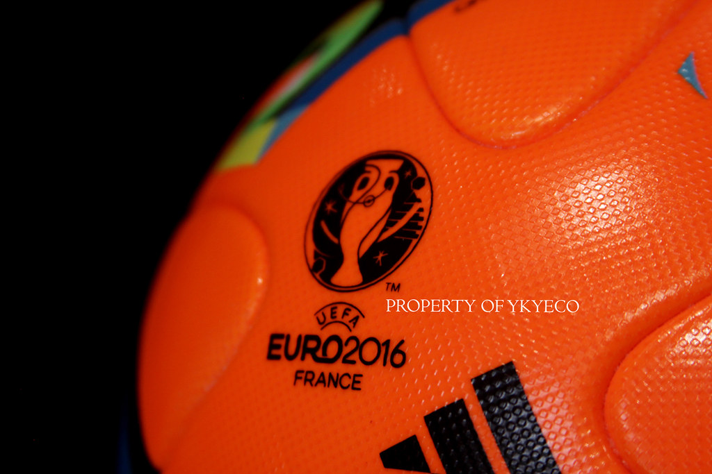 BEAU JEU UEFA EURO FRANCE 2016 ADIDAS MATCH WINTER BALL 11… | Flickr