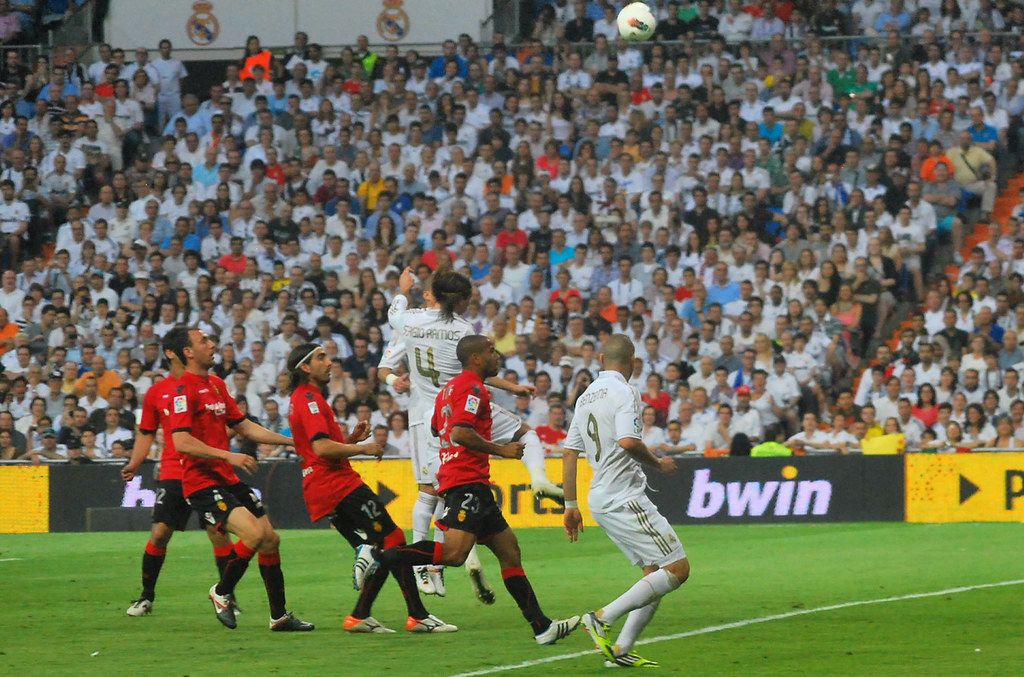 La Liga de los 100 - Final de la Liga 32 del Real Madrid - Jan S0L0 - Flickr